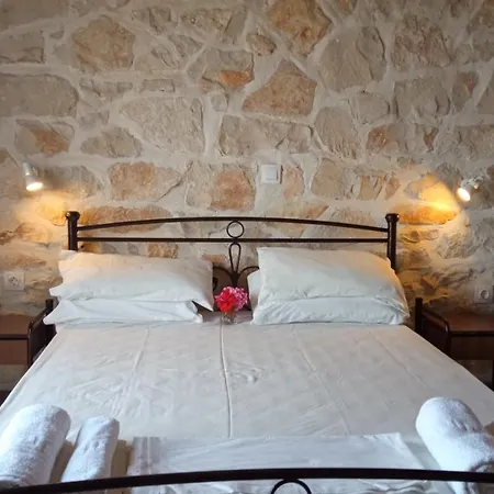 Climati Aparthotel 3*